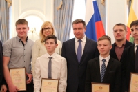 Стипендию губернатора получили  сразу 15 воспитанников СДЮСШОР «Юпитер»