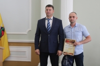 Спортсменам и тренерам «Юпитера» вручили муниципальные награды на День физкультурника